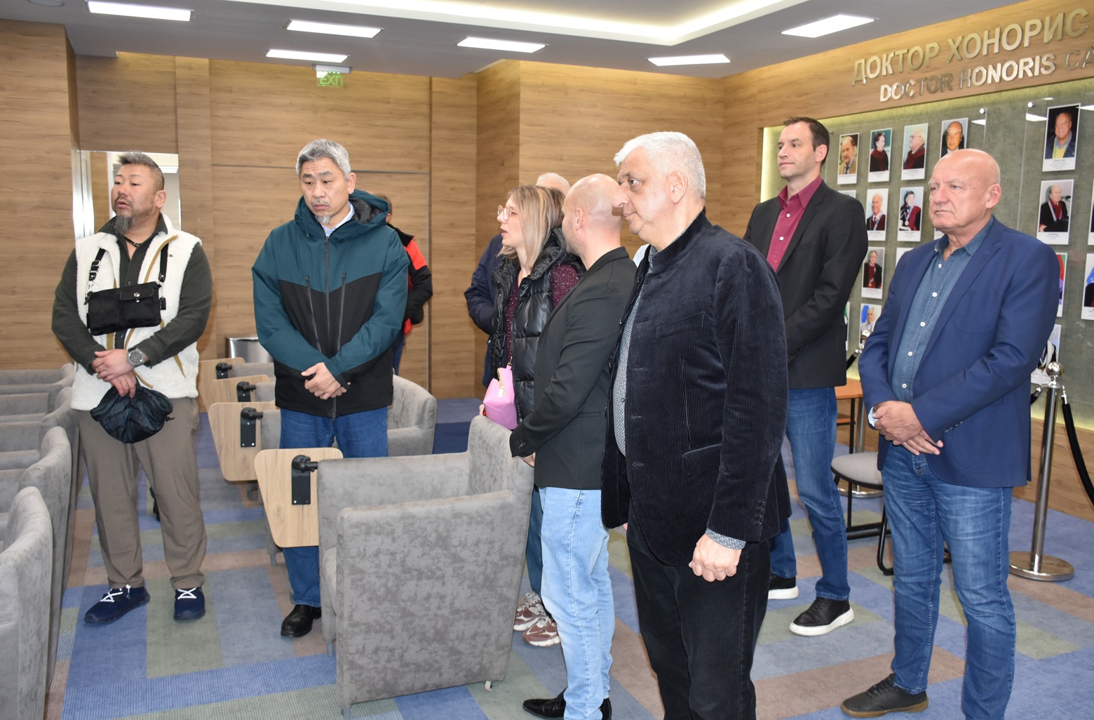 Известни каратисти от Япония на среща с ректора проф. Красимир Петков